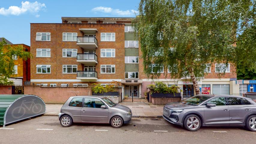 Penthouse Apartment Belsize road, South Hampstead